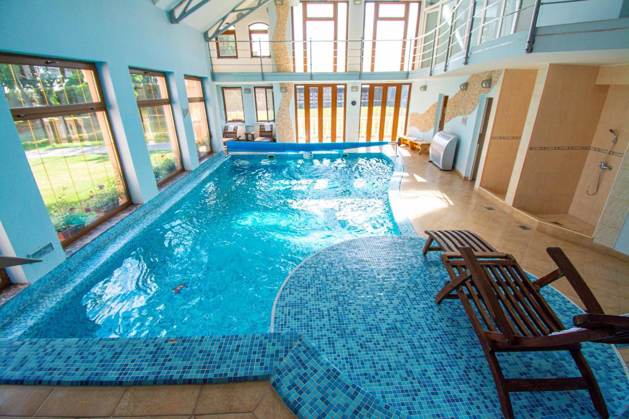 Hotel Villa Majur Subotica Luaran gambar