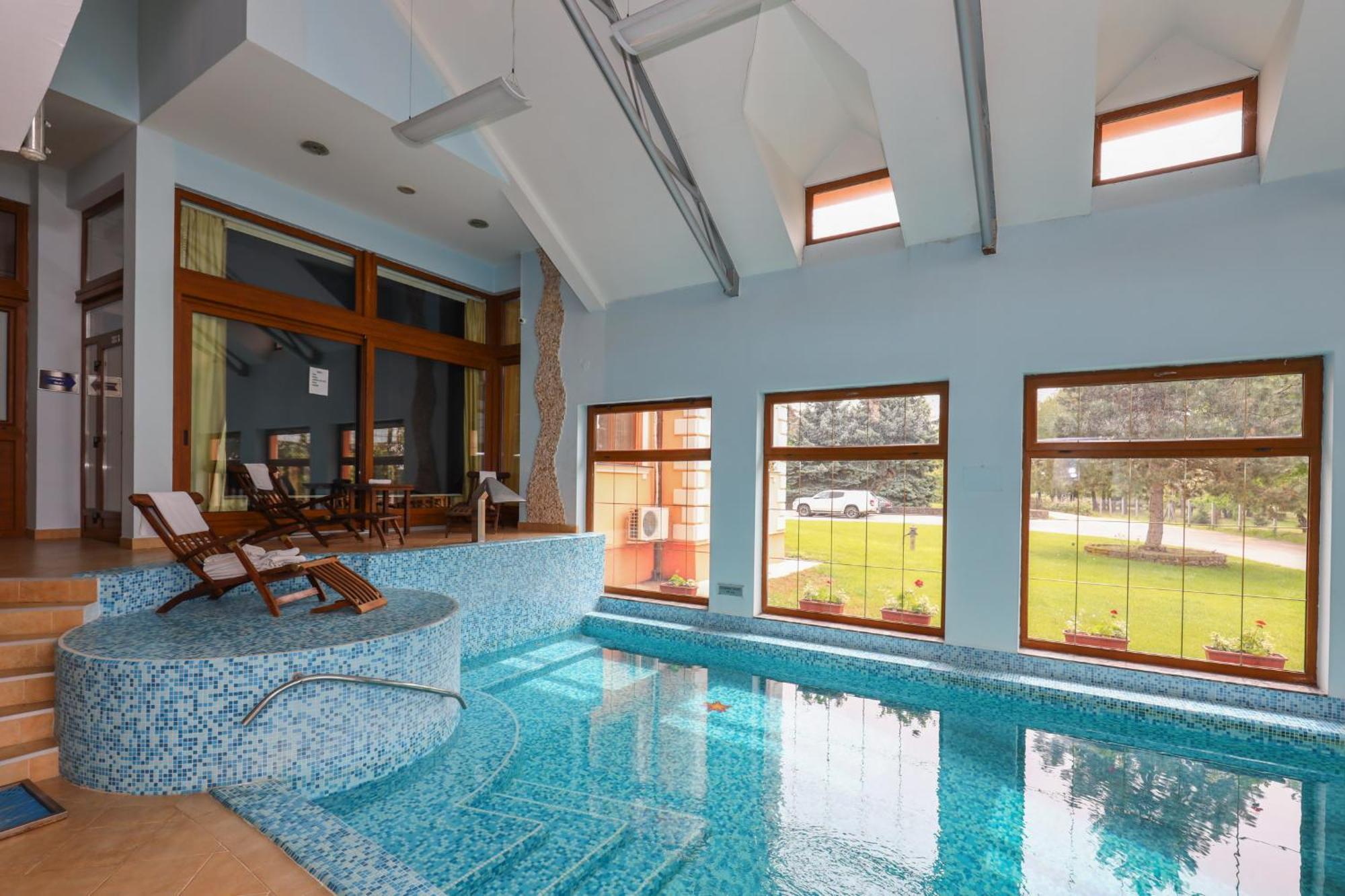 Hotel Villa Majur Subotica Luaran gambar