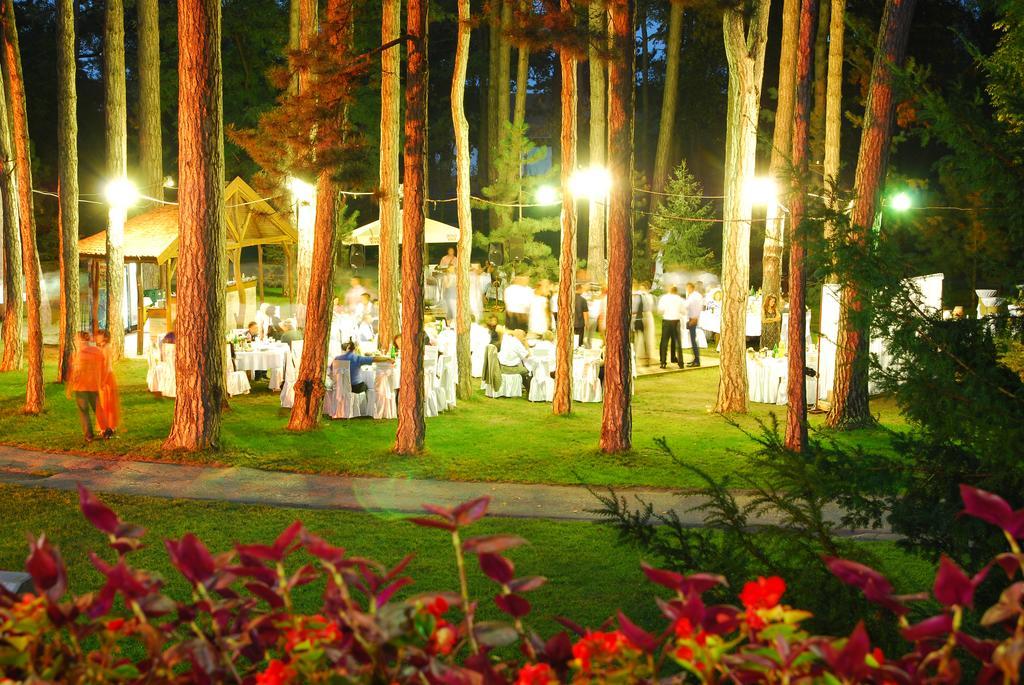 Hotel Villa Majur Subotica Luaran gambar
